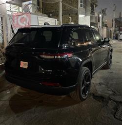 جيب جراند شيروكي